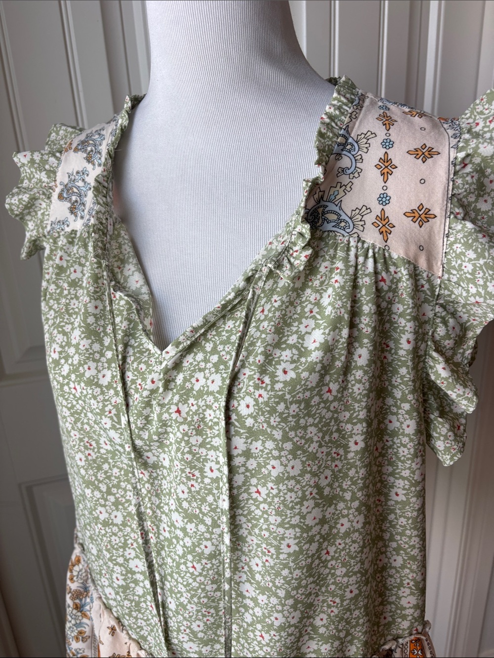 Boho Floral Ruffle Peplum Tunic - Sage Green - Picture 3 of 8